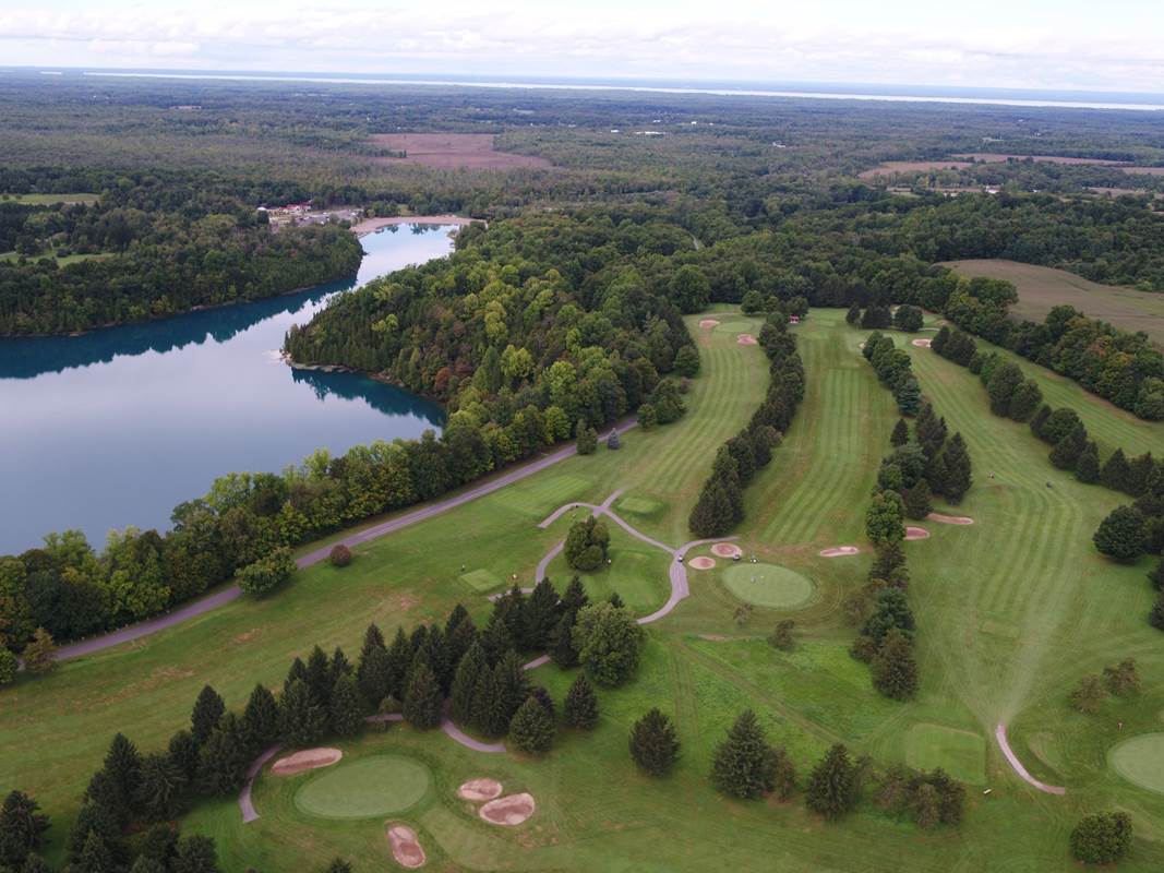 green-lakes-golf-course